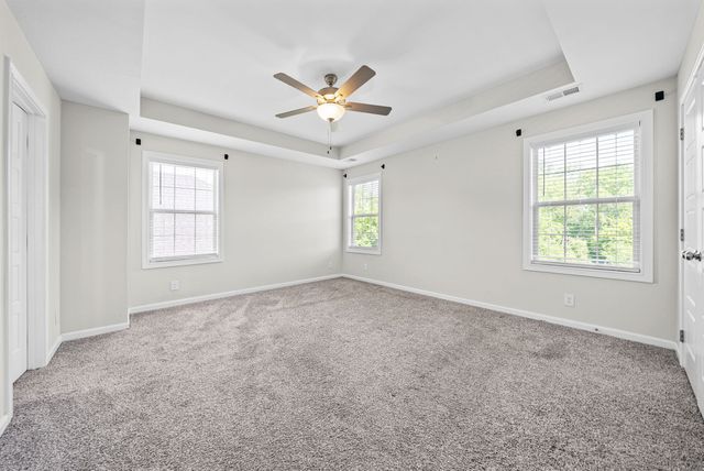 748 Jodine Ann Dr, Clarksville, TN 37043