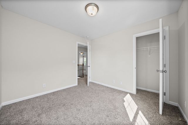748 Jodine Ann Dr, Clarksville, TN 37043