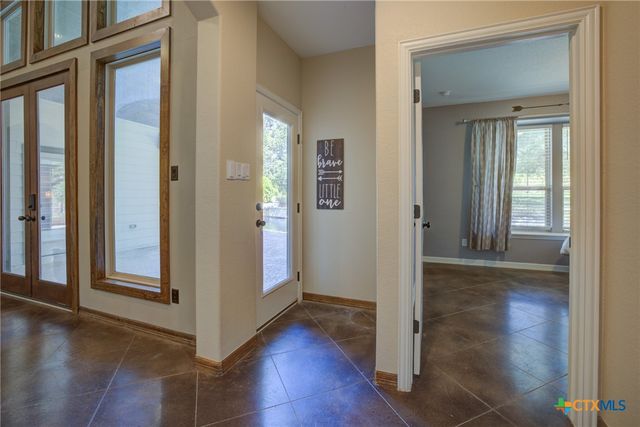 1120 Glen Wood Drive, New Braunfels, TX 78132