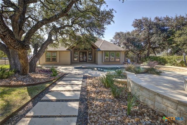 1120 Glen Wood Drive, New Braunfels, TX 78132