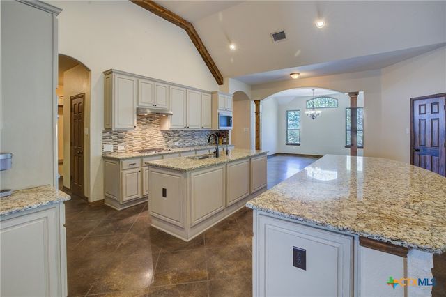 1120 Glen Wood Drive, New Braunfels, TX 78132