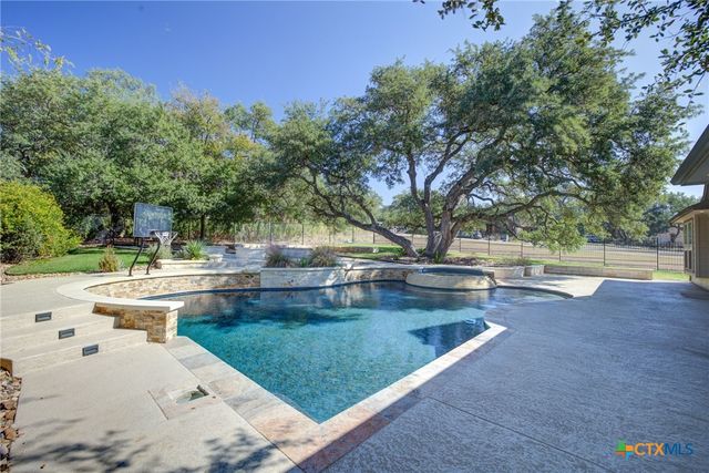 1120 Glen Wood Drive, New Braunfels, TX 78132