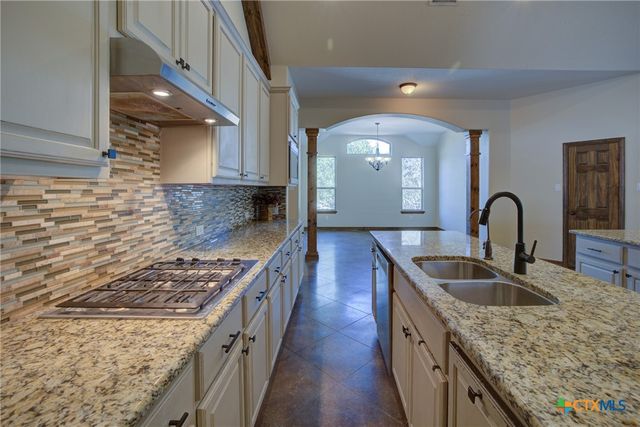 1120 Glen Wood Drive, New Braunfels, TX 78132