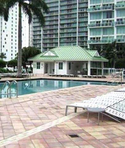 31 SE 5th St 2911, Miami, FL 33131