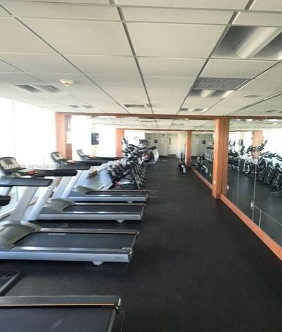 31 SE 5th St 2911, Miami, FL 33131