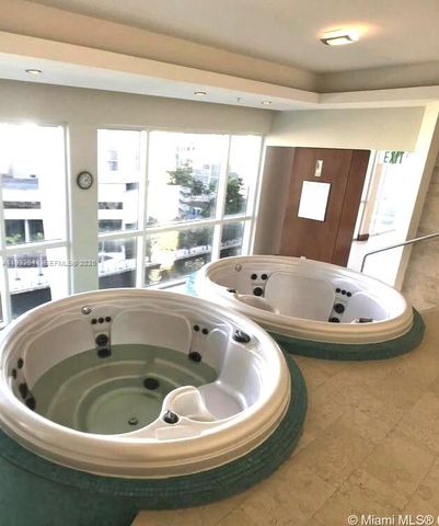 31 SE 5th St 2911, Miami, FL 33131