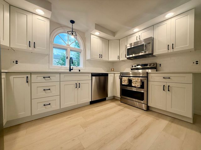 66 Belmont St, Whitman, MA 02382