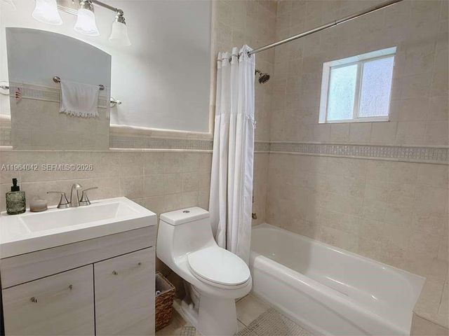 14469 SW 158th Pl, Miami, FL 33196