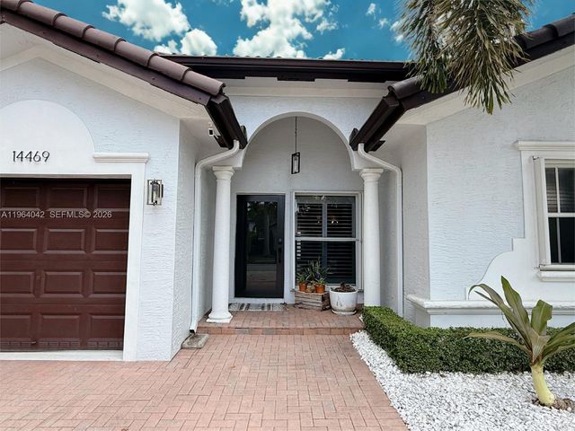 14469 SW 158th Pl, Miami, FL 33196