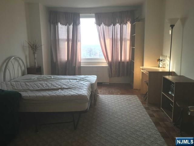 2000 Linwood Avenue 11B, Fort Lee, NJ 07024