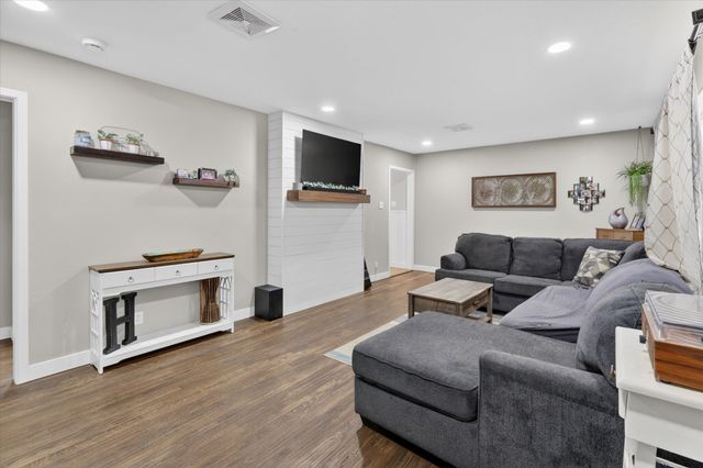 6508 Callahan Court, Fort Worth, TX 76112