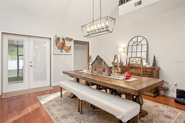 275 W DELAWARE AVENUE, Lake Helen, FL 32744