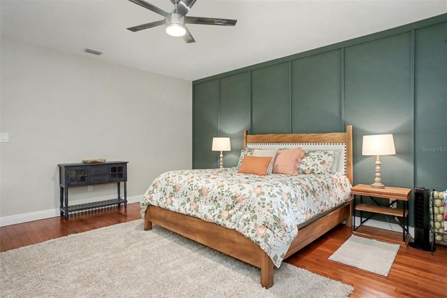 275 W DELAWARE AVENUE, Lake Helen, FL 32744