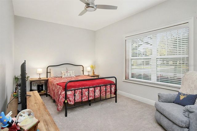 275 W DELAWARE AVENUE, Lake Helen, FL 32744