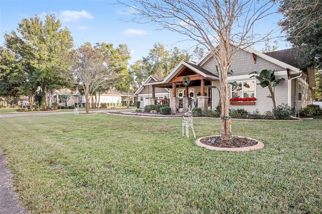 275 W DELAWARE AVENUE, Lake Helen, FL 32744