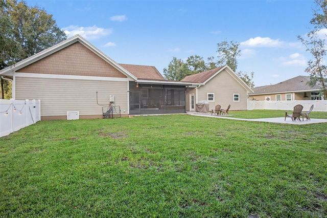 275 W DELAWARE AVENUE, Lake Helen, FL 32744