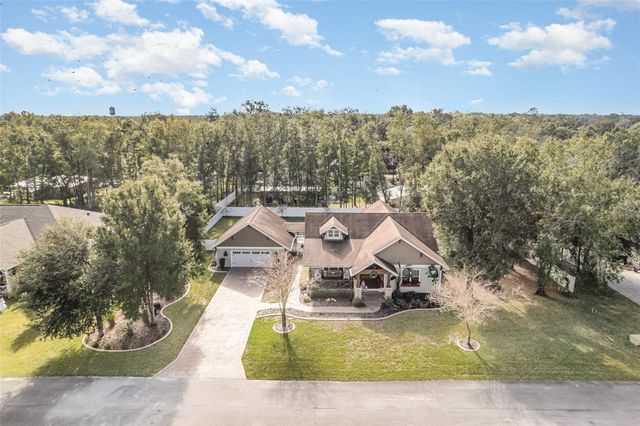 275 W DELAWARE AVENUE, Lake Helen, FL 32744