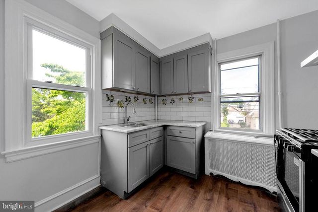 227 S FAIRVIEW AVE, Upper Darby, PA 19082