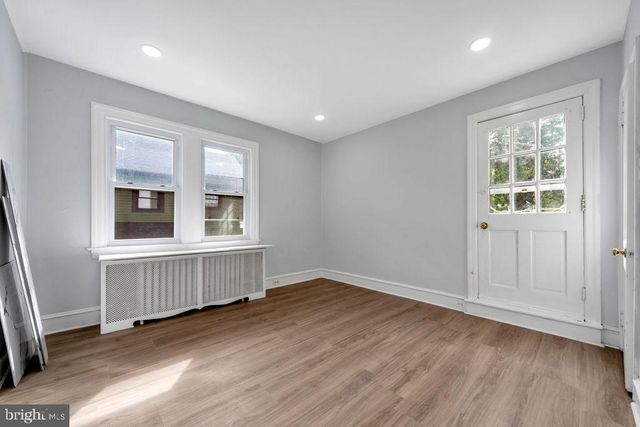 227 S FAIRVIEW AVE, Upper Darby, PA 19082