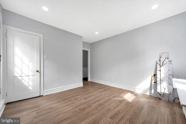 227 S FAIRVIEW AVE, Upper Darby, PA 19082