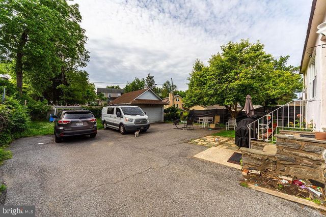 227 S FAIRVIEW AVE, Upper Darby, PA 19082
