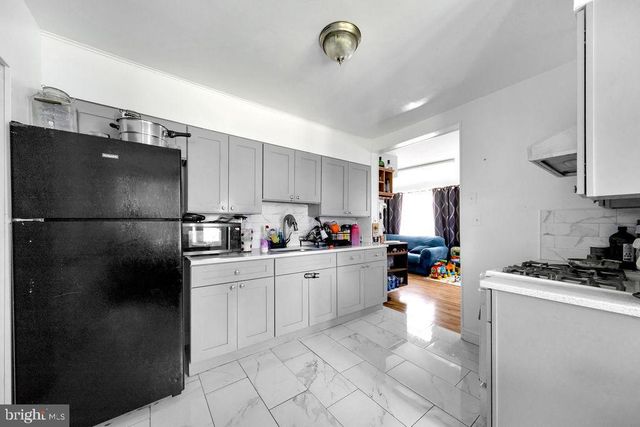 227 S FAIRVIEW AVE, Upper Darby, PA 19082