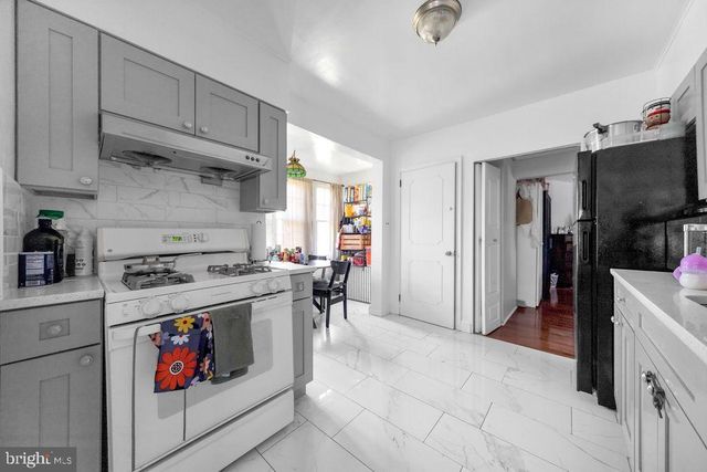 227 S FAIRVIEW AVE, Upper Darby, PA 19082