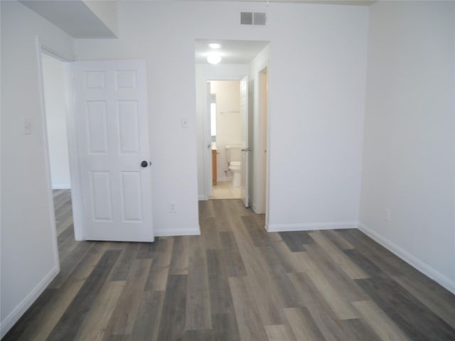 6289 Wilcrest Drive 6202, Houston, TX 77072