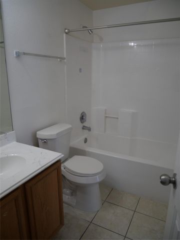 6289 Wilcrest Drive 6202, Houston, TX 77072