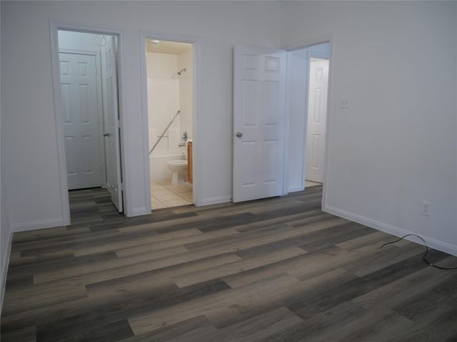 6289 Wilcrest Drive 6202, Houston, TX 77072