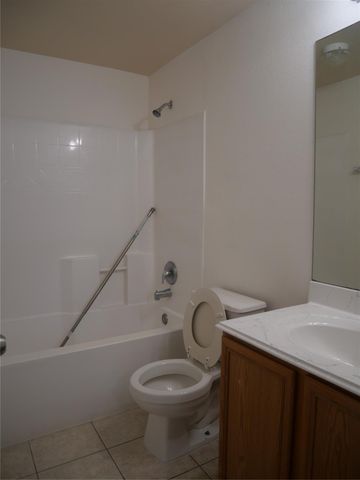 6289 Wilcrest Drive 6202, Houston, TX 77072