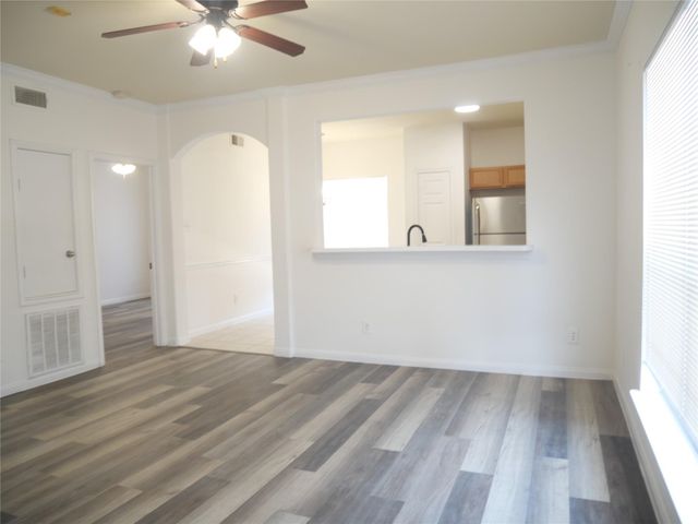 6289 Wilcrest Drive 6202, Houston, TX 77072
