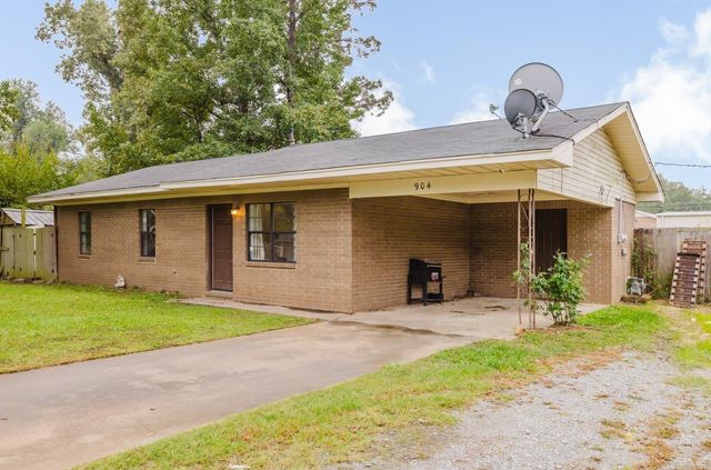 904 Poplar Drive, Star City, AR 71667