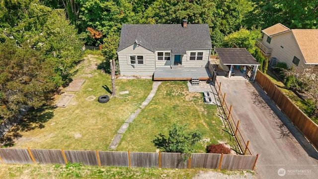 307 4th Street, Steilacoom, WA 98388