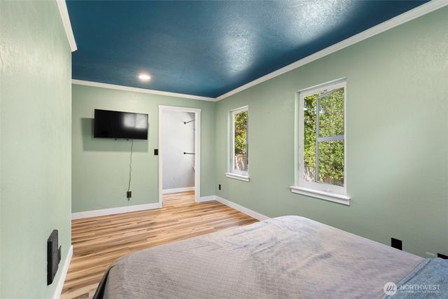 307 4th Street, Steilacoom, WA 98388