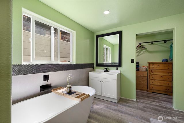 307 4th Street, Steilacoom, WA 98388