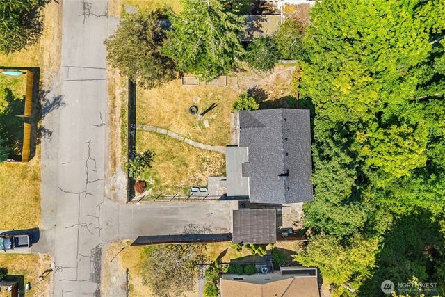 307 4th Street, Steilacoom, WA 98388