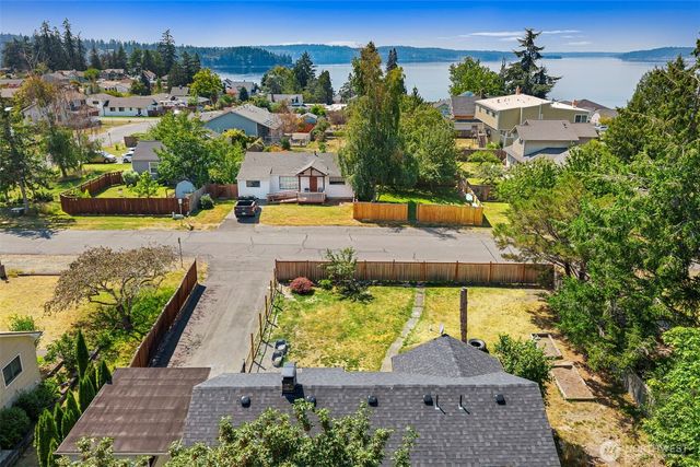 307 4th Street, Steilacoom, WA 98388