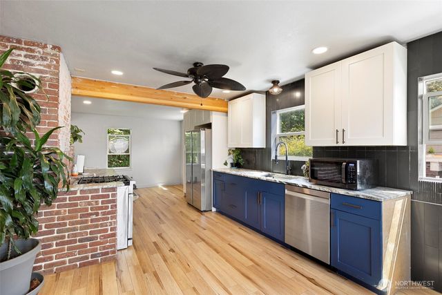 307 4th Street, Steilacoom, WA 98388