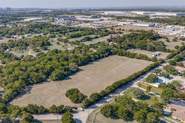 710 Windy Lane, Cedar Hill, TX 75104