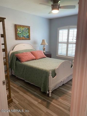 1655 THE GREENS Way 2812, Jacksonville Beach, FL 32250