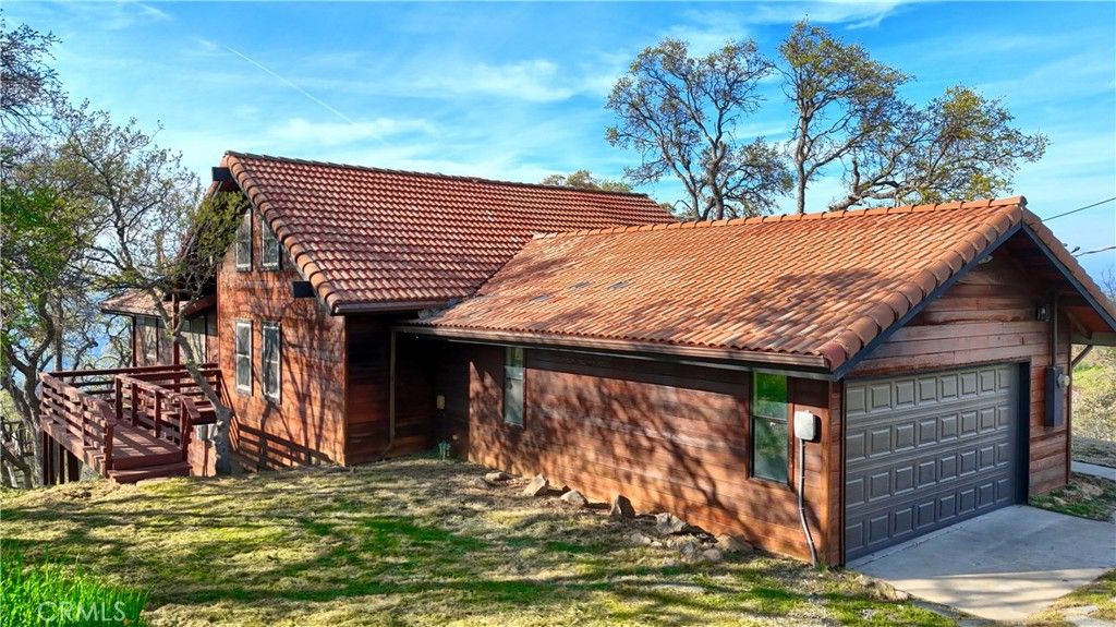 Image 1 of property listing at 41345 Lilley Mountain R, Coarsegold, CA 94614