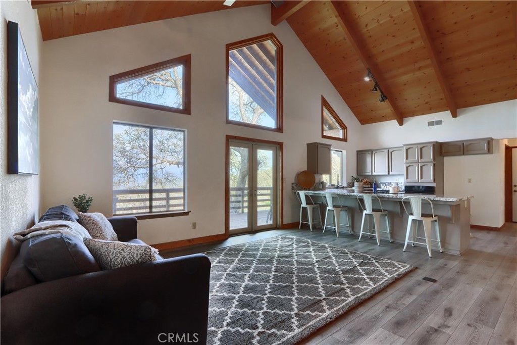 Image 14 of property listing at 41345 Lilley Mountain R, Coarsegold, CA 94614