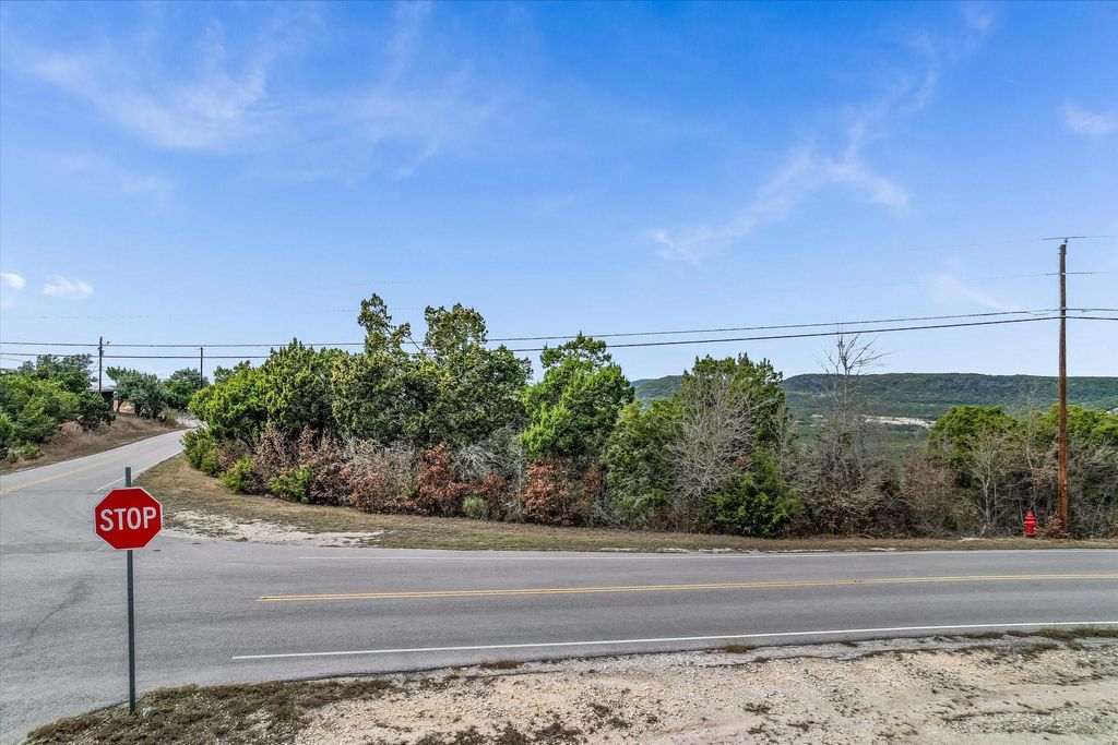 8900 BAR K RANCH RD, Lago Vista, TX 78645