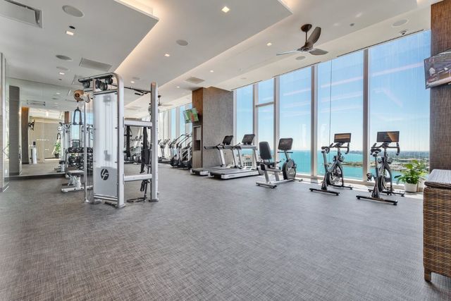 363 E Wacker Drive 6901, Chicago, IL 60601