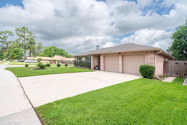 3546 Acorn Springs Lane, Spring, TX 77389