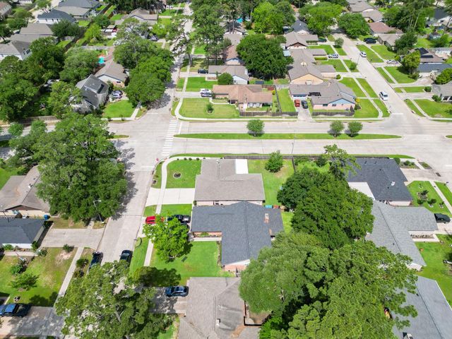 3546 Acorn Springs Lane, Spring, TX 77389