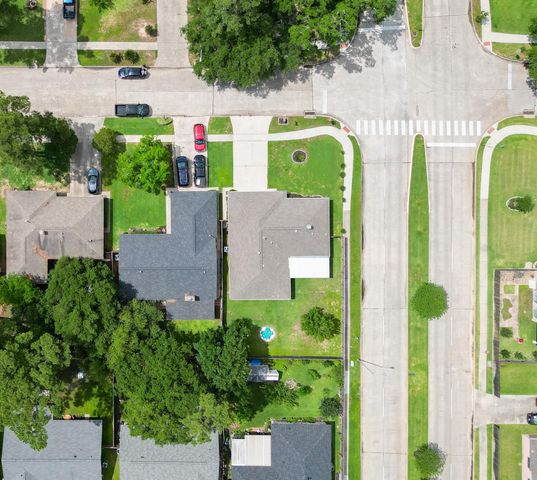 3546 Acorn Springs Lane, Spring, TX 77389