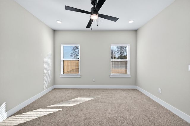 506 Broadway Street, Whitesboro, TX 76273