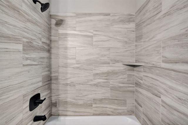 506 Broadway Street, Whitesboro, TX 76273